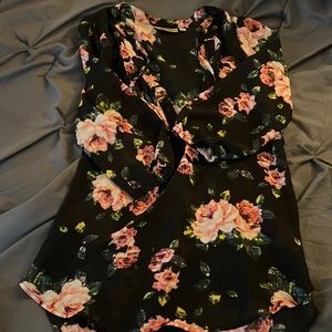 Princess Vera Wang flower blouse